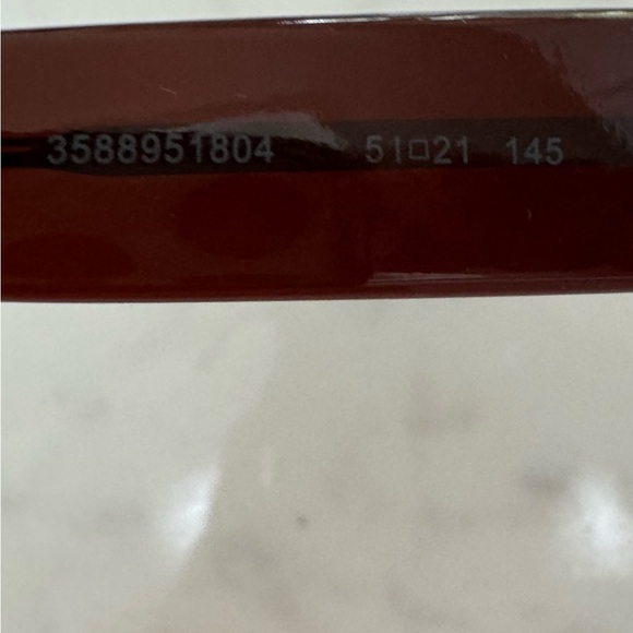 FOSSIL Sunglasses - Picture 6 of 6